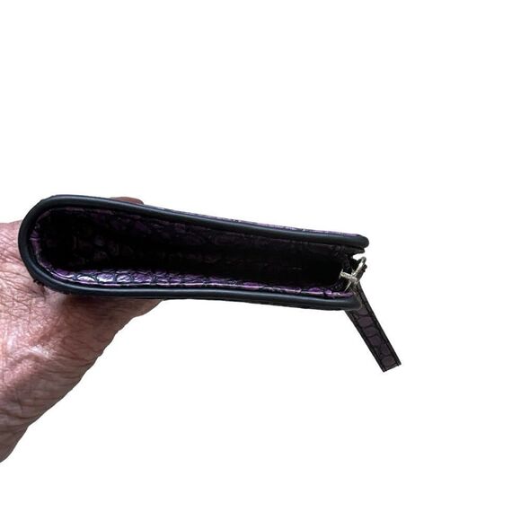 Nine & Co Woman's Wristlet Wallet Purple Alligator Skin With Black Leather Bow - Picture 8 of 9